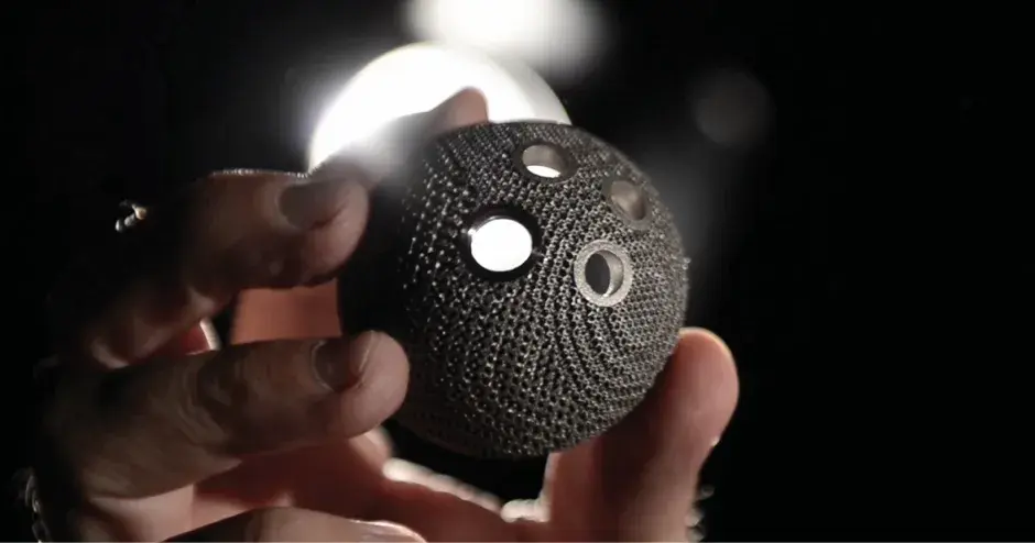 DMP(Direct Metal Printing)를 사용한 인공고관절