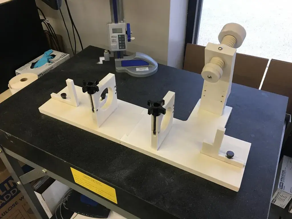 Rapid Application Group이 SLS 프린팅한 용접용 고정 장치 