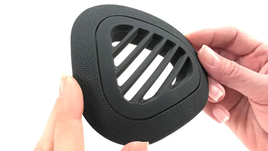 Figure 4 Pro Black으로 프린트된 클립 벤트