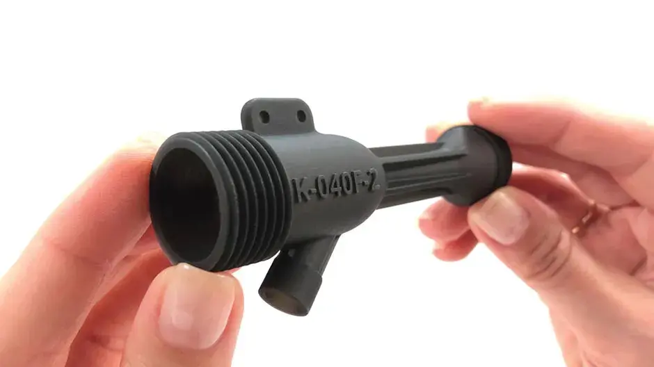 장기간 UV 안정성을 갖춘 강력한 ABS 유사 소재인 Figure 4 Tough-BLK 20으로 3D 프린트된 부품