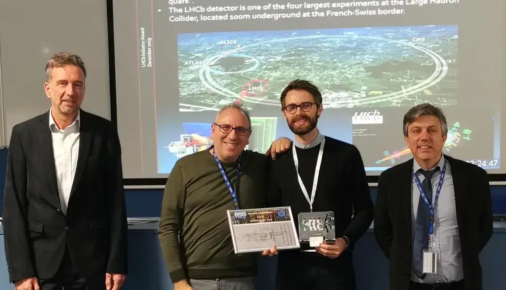 CERN 냉각봉 디자인에 도움을 주고 2019 LHCb Industry Award를 받은 3D Systems 