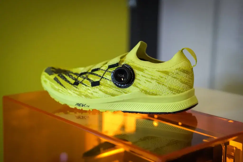 Figure 4 기술을 활용한 BOA Fit System 원형 제작