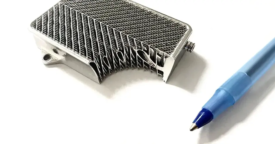 항공우주 부피 대비 표면적 비율 증가