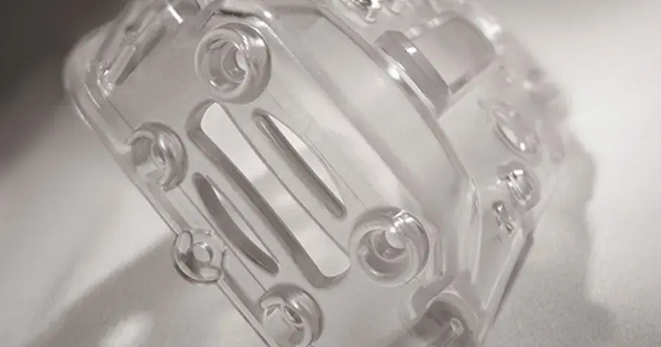 투명 소재로 빠르게 3D 프린트된 원형