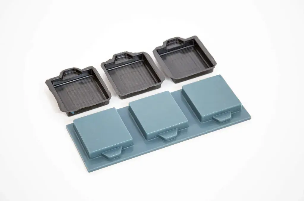 Accura Bluestone으로 프린트된 탄소 섬유 툴링