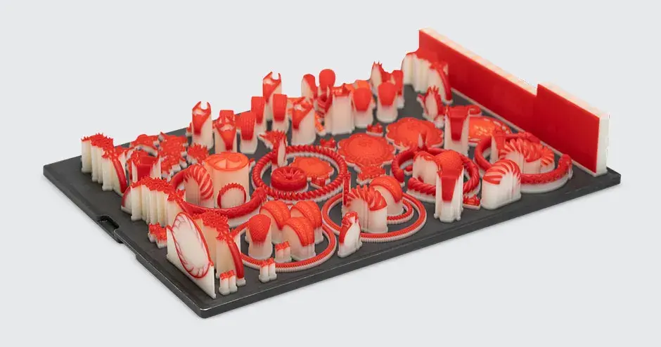 전체 플레이트상의 VisiJet Wax Jewel Red 프린팅 쥬얼리 금형