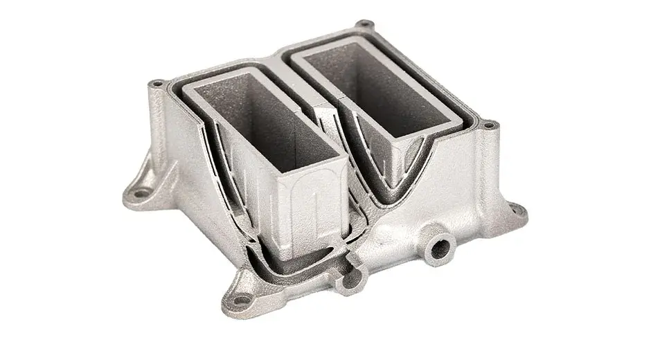 단면이 있는 유체를 사용하는 반도체 냉각기