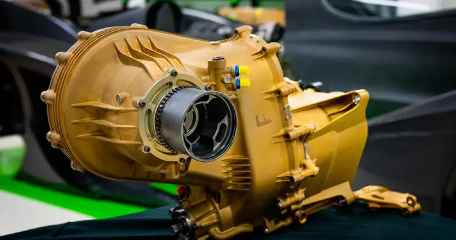 티타늄으로 3D 프린트된 Rodin Cars FZERO 기어박스
